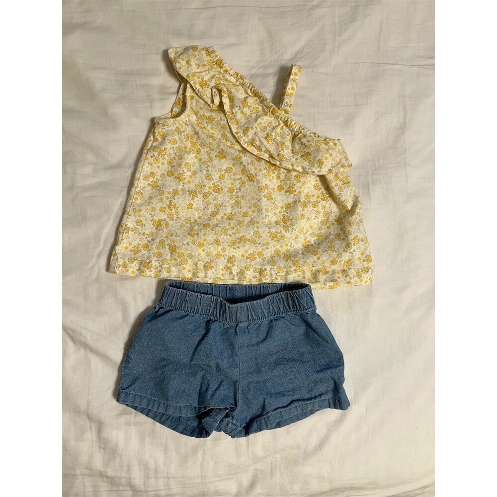 Carter's Baby Girl 2-Piece Outfit Set 12M Yellow Floral Top Blue Shorts